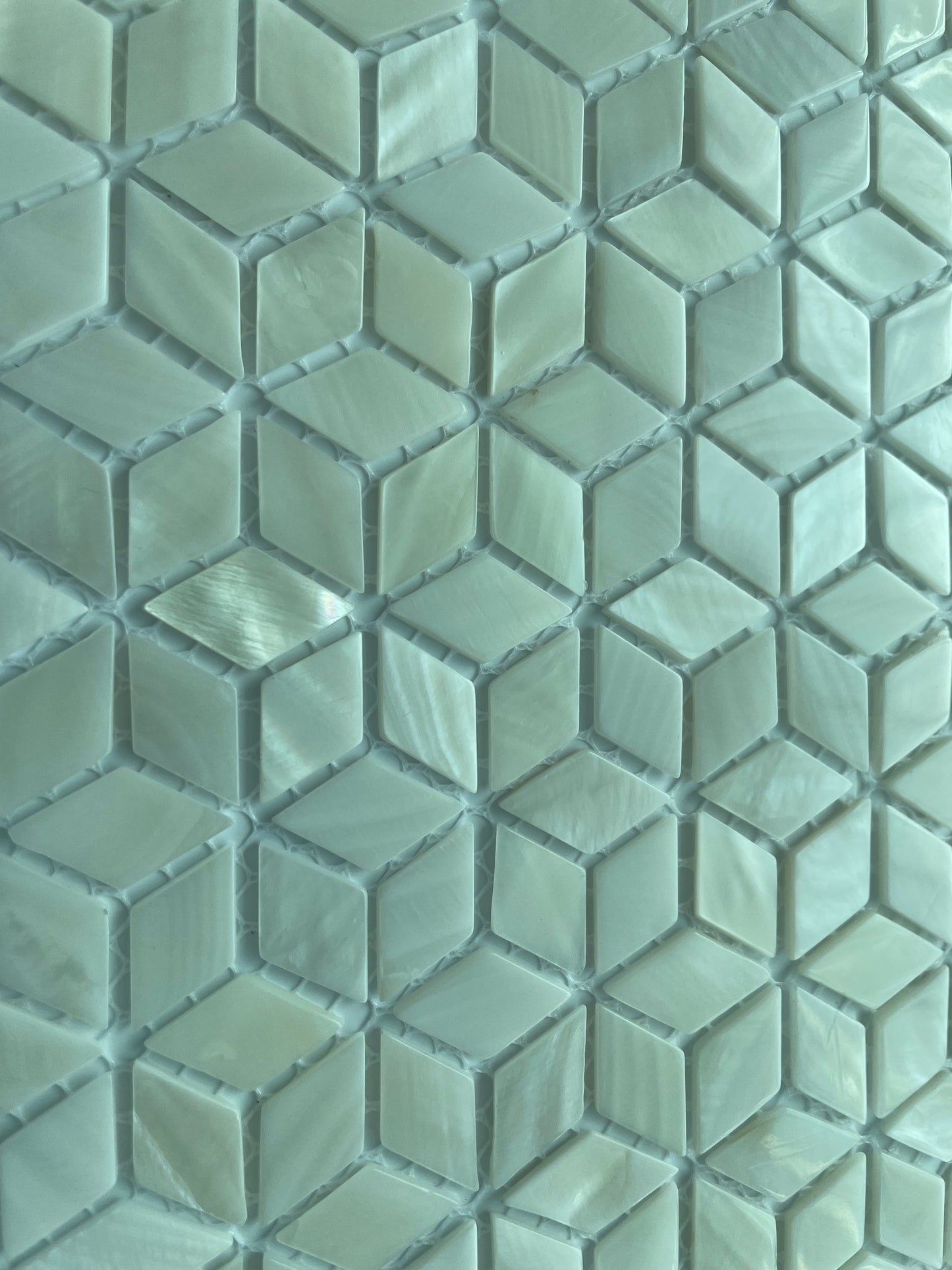 White Mini Diamond Mother of Pearl Mosaic Tile for Bathroom Kitchen and Shower Wall Tile