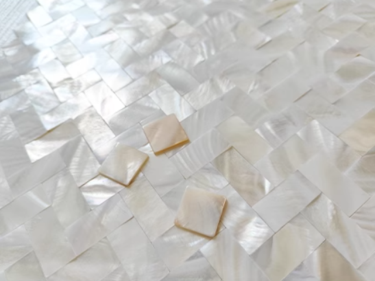 White Herringbone Groutless Mother of Pearl Mosaic Tile for Bathroom Kitchen and Shower Wall Tile