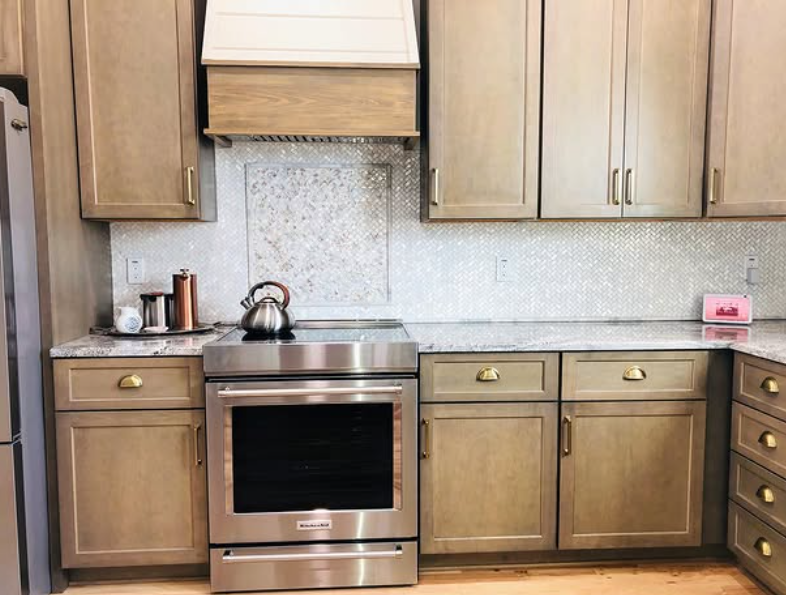 White Herringbone Mother of Pearl Mosaic Tile For Bathroom Kitchen and Shower Wall Tile