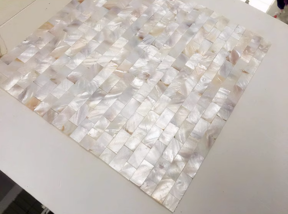 Natural Brick Seamless Mother of Pearl Mosaic Tile for Bathroom Kitchen and Shower Wall Tile