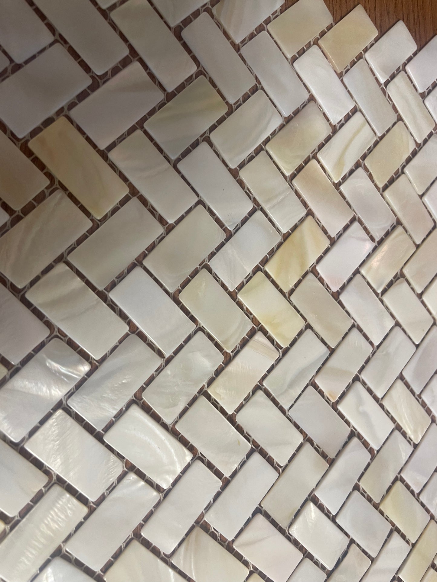 Natural Herringbone Mother of Pearl Mosaic Tile for Bathroom Kitchen and Shower Wall Tile