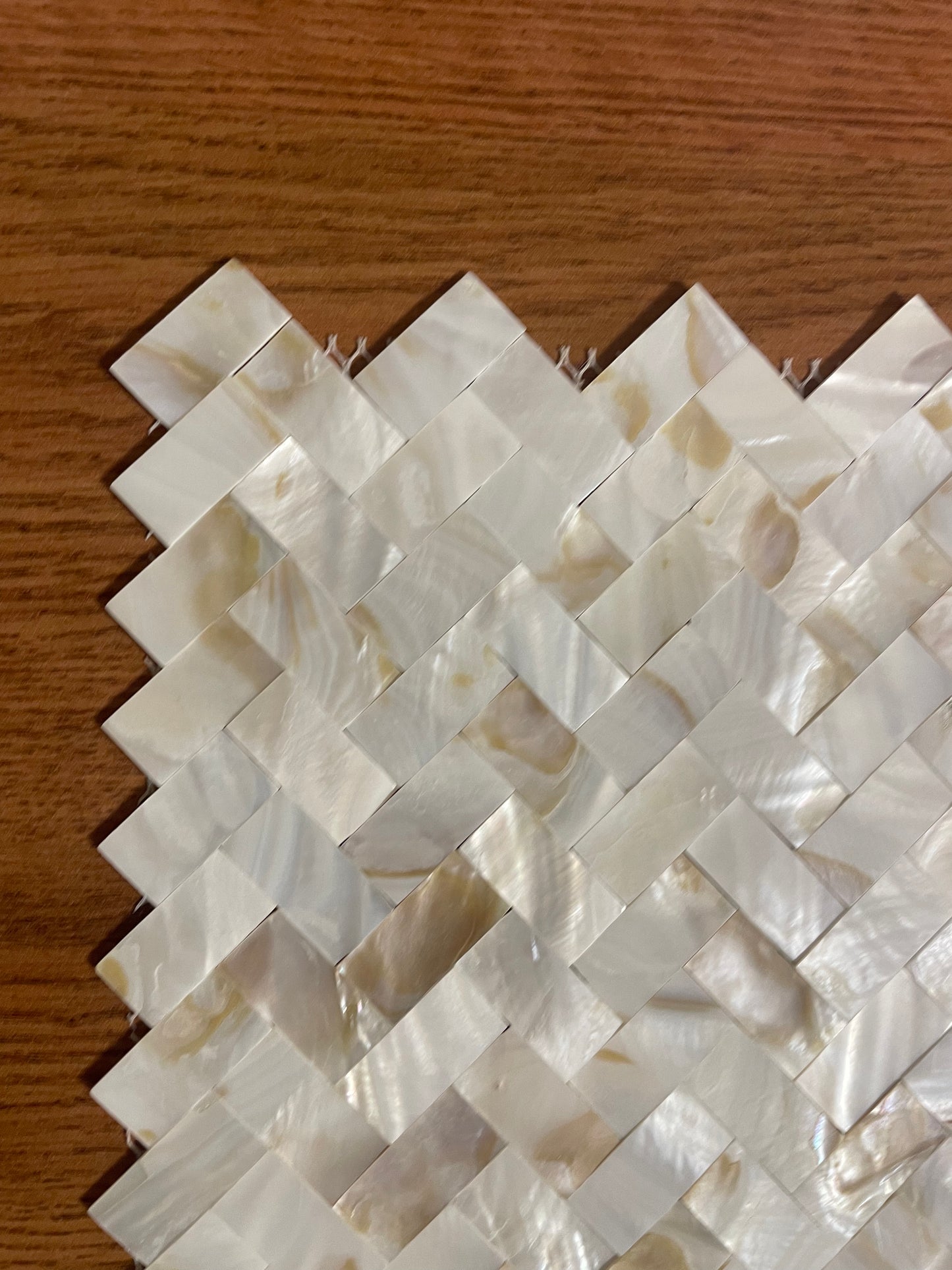 Handmade Dapple Groutless Herringbone Mother of Pearl Mosaic Tile for Bathroom Kitchen Shower Backsplash Tile