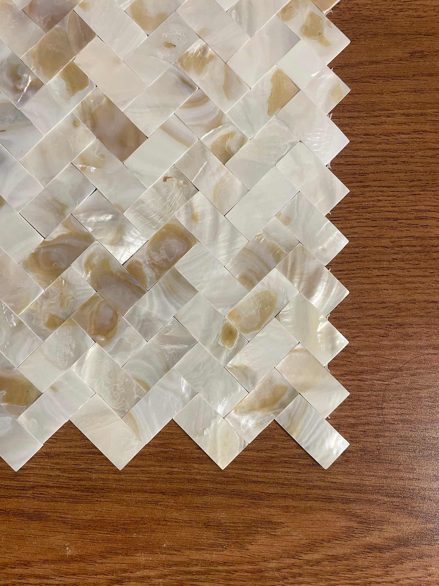 Handmade Dapple Groutless Herringbone Mother of Pearl Mosaic Tile for Bathroom Kitchen Shower Backsplash Tile